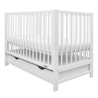 Dětská postýlka New Baby BASIC se stahovací bočnicí a šuplíkem bílá