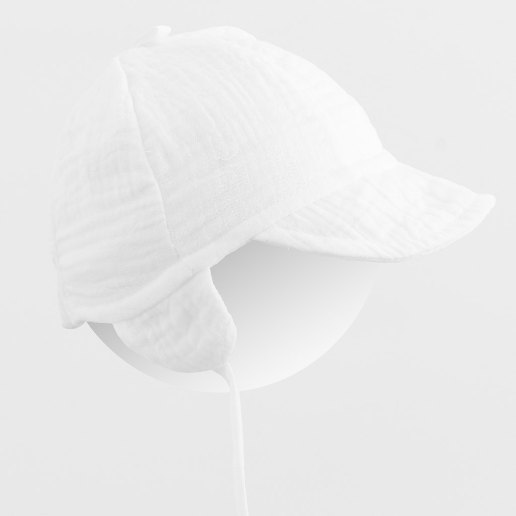 Kojenecká letní mušelínová čepička s kšiltem bílá Elizabeth 68