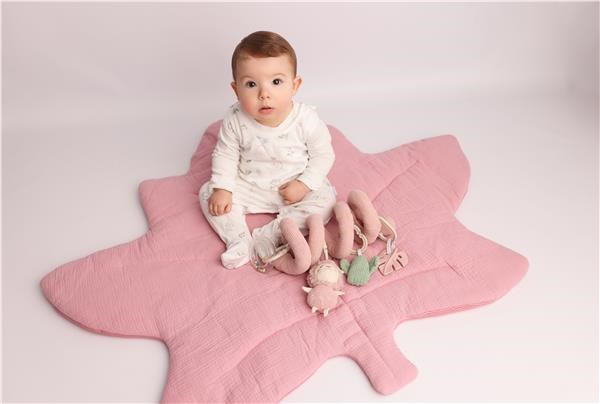 BAZÁREK Mušelínová hrací deka New Baby Maple Leaf pink