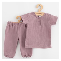 Kojenecká mušelínová souprava tričko a kalhoty New Baby lavender
