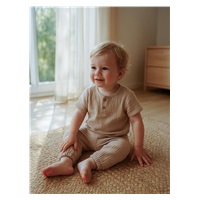 Kojenecká mušelínová souprava tričko a kalhoty New Baby beige