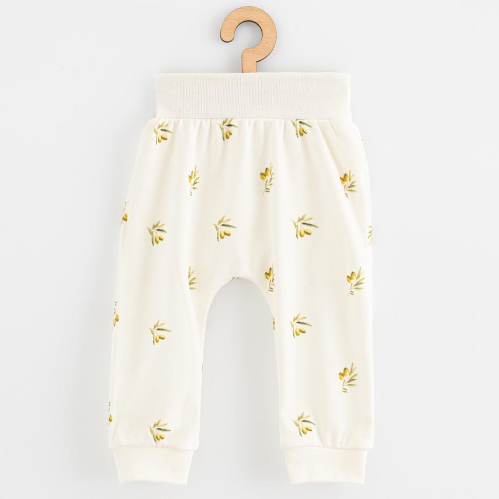 Kojenecké kalhoty z organické bavlny New Baby Olivy vel. 62 (3-6m)