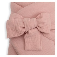 Mušelínová šněrovací zavinovačka New Baby old pink