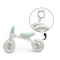 Dětské odrážedlo s LED světlem Milly Mally FLIXY mint